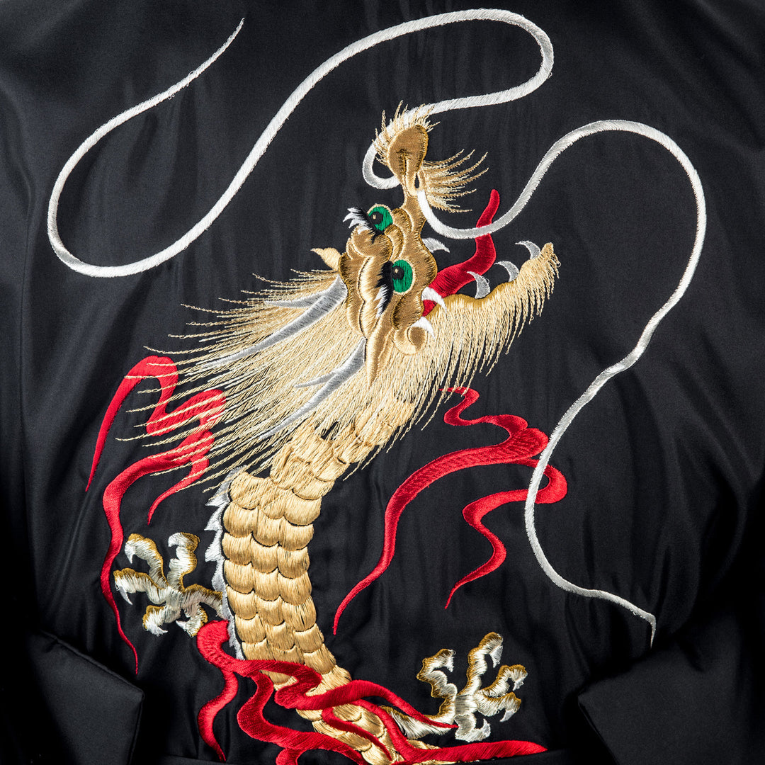 Drachenbestickter langer Kimono