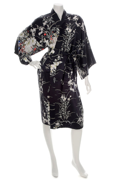 Hana Kurzer Seidenkimono