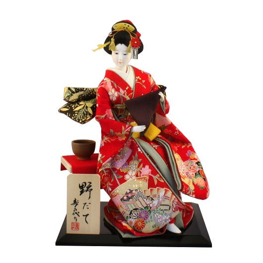 Nodate- doll in silk kimono
