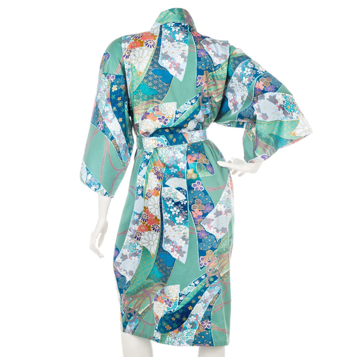 Kurzer Yukata mit Schleife
